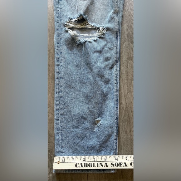 American Eagle Outfitters Light Wash Distressed Stretch Denim Women’s 6 Regular - Picture 8 of 8